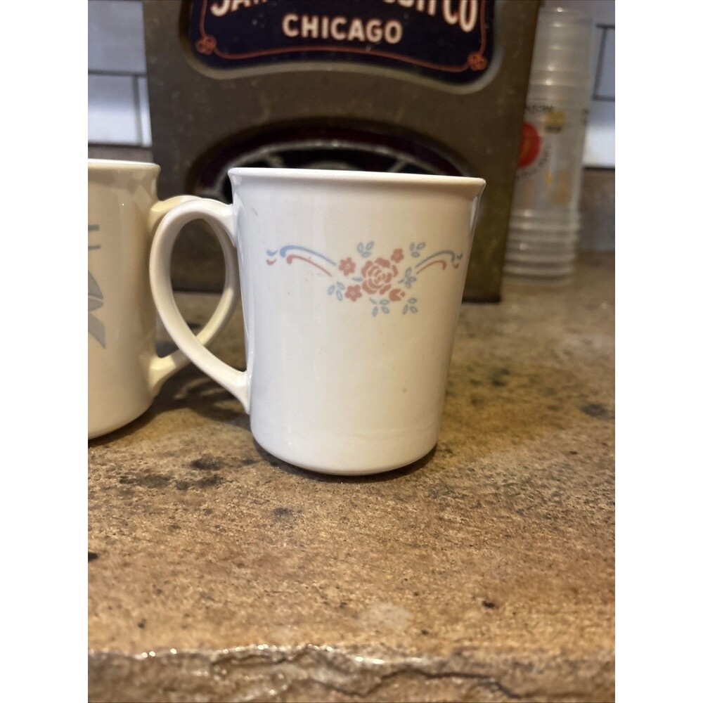 Vintage Corning & Corelle Mugs  set of 4